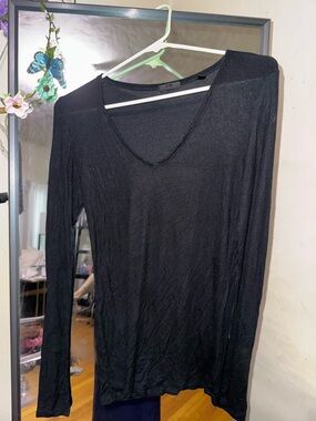 ATM Anthony Thomas Melillo Black V-Neck Long Sleeve Tee